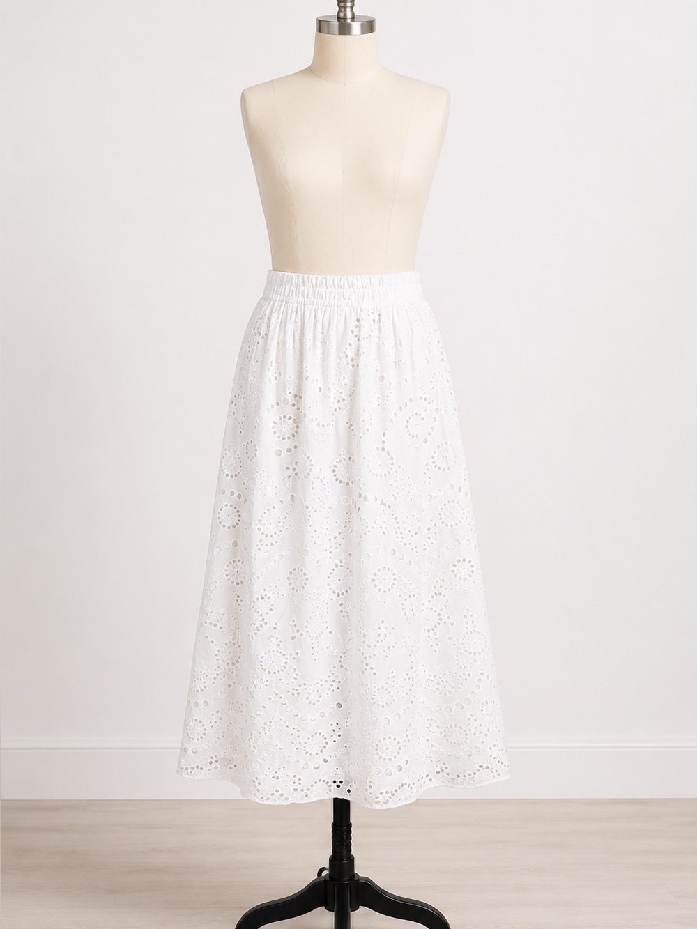 NVLT White Eyelet Embroidered 100% Cotton Midi Skirt Size Medium